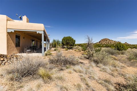 Tiny photo for 82 Cielo De Oro, Santa Fe, NM 87508 (MLS # 202601631)