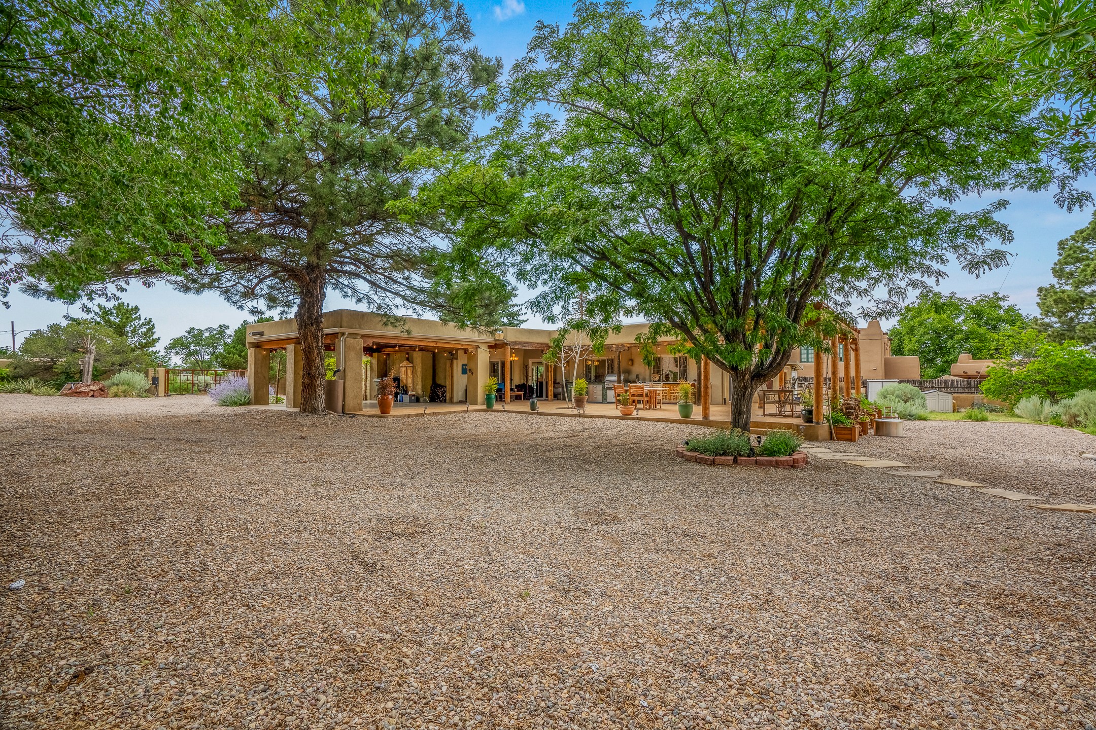 507 & 509 E Coronado Road, Santa Fe, New Mexico image 39