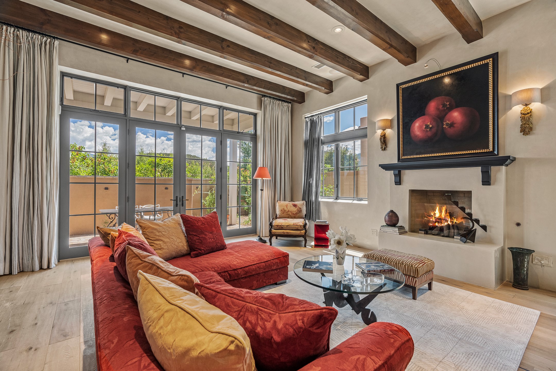 Santa Fe, New Mexico 87501, United States, 2 Bedrooms Bedrooms, ,2 BathroomsBathrooms,Residential,Pending,52220