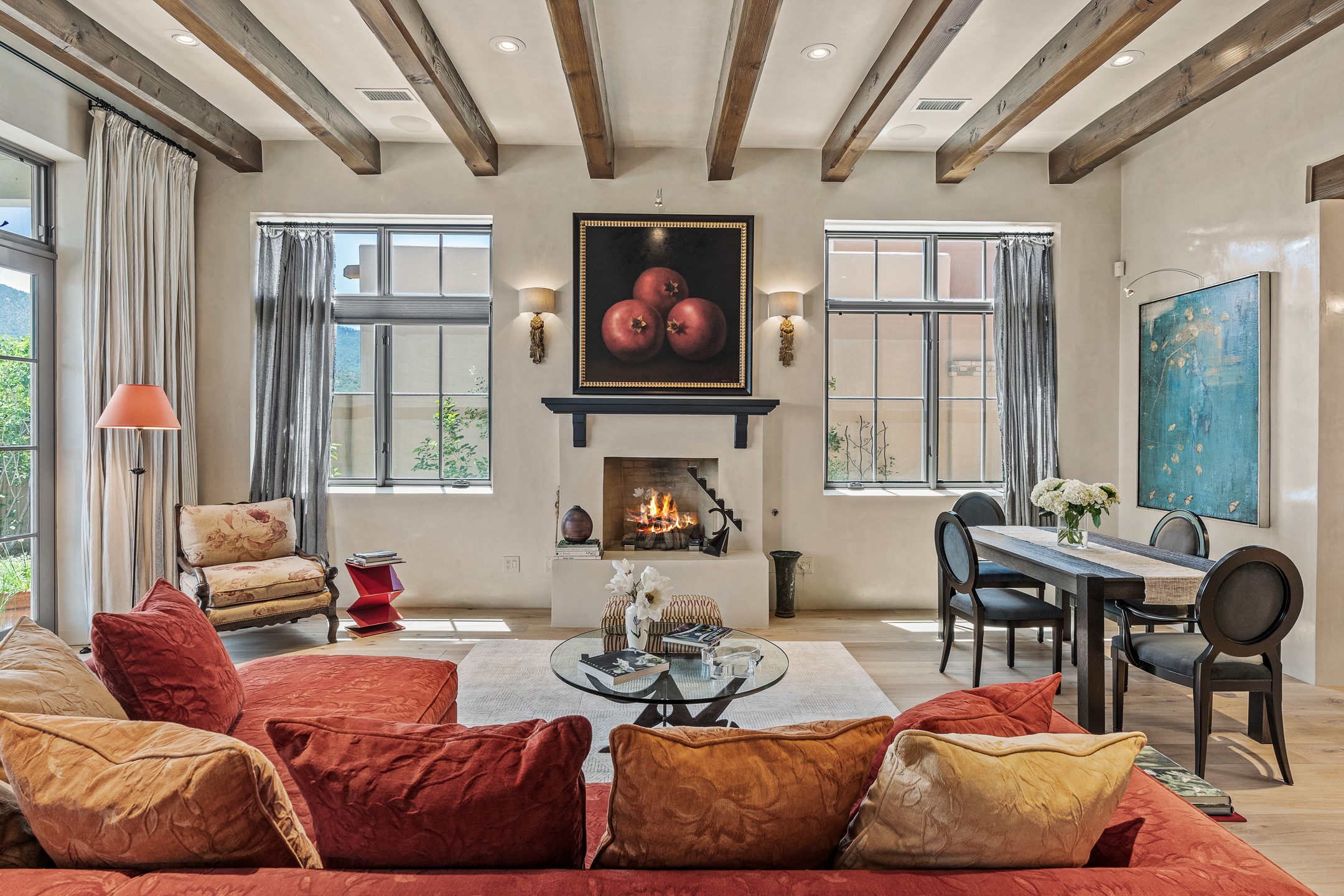 Santa Fe, New Mexico 87501, United States, 2 Bedrooms Bedrooms, ,2 BathroomsBathrooms,Residential,Pending,52220