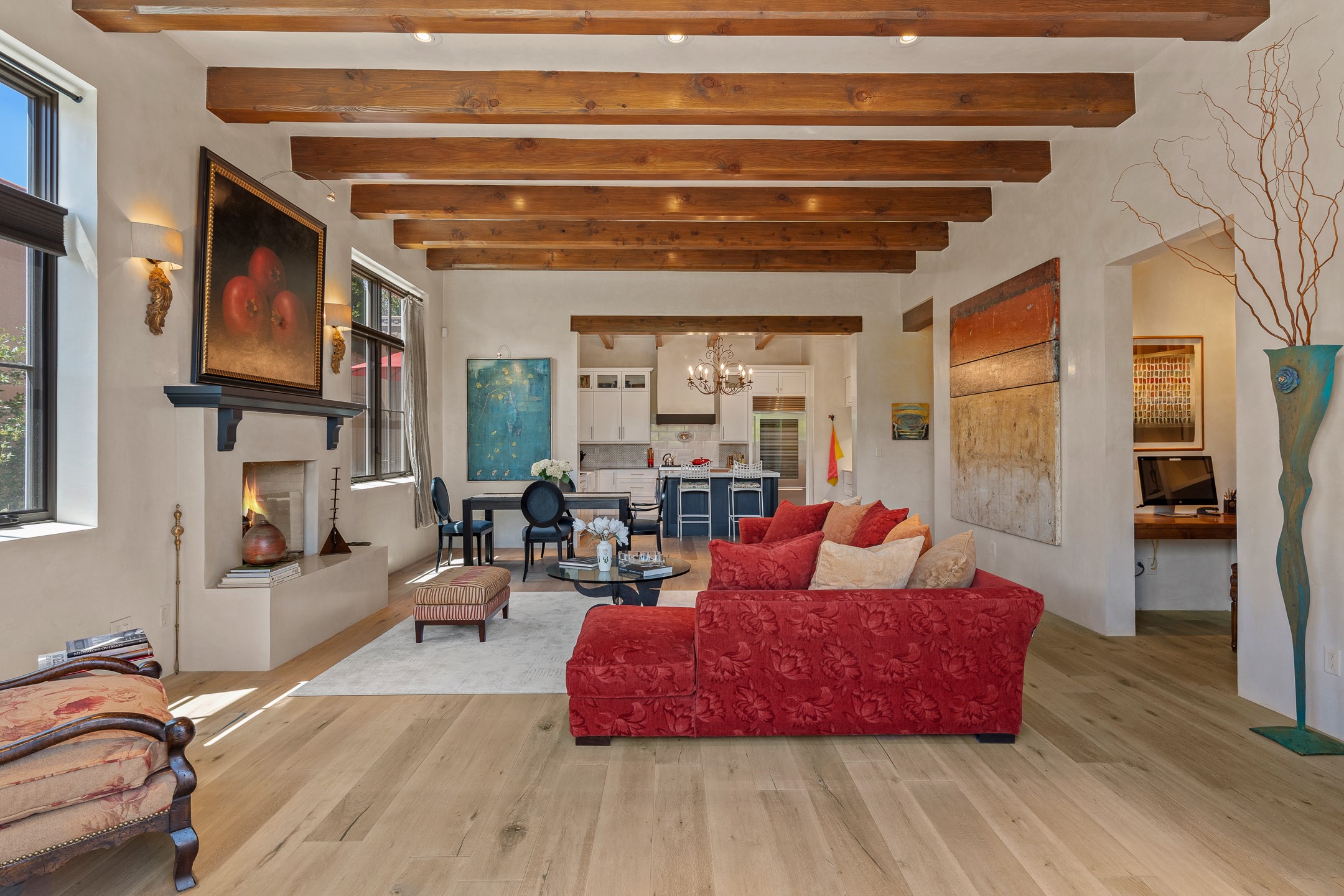 Santa Fe, New Mexico 87501, United States, 2 Bedrooms Bedrooms, ,2 BathroomsBathrooms,Residential,Pending,52220