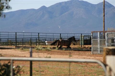Tiny photo for 5 Wide View Ln, Santa Fe, NM 87508 (MLS # 202601618)