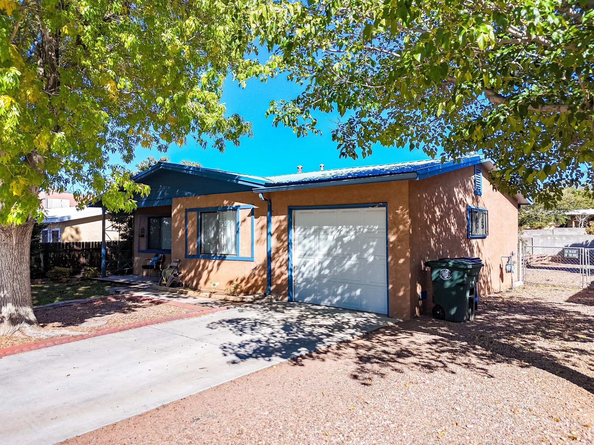 2517 Camino Cabestro, Santa Fe, New Mexico image 2