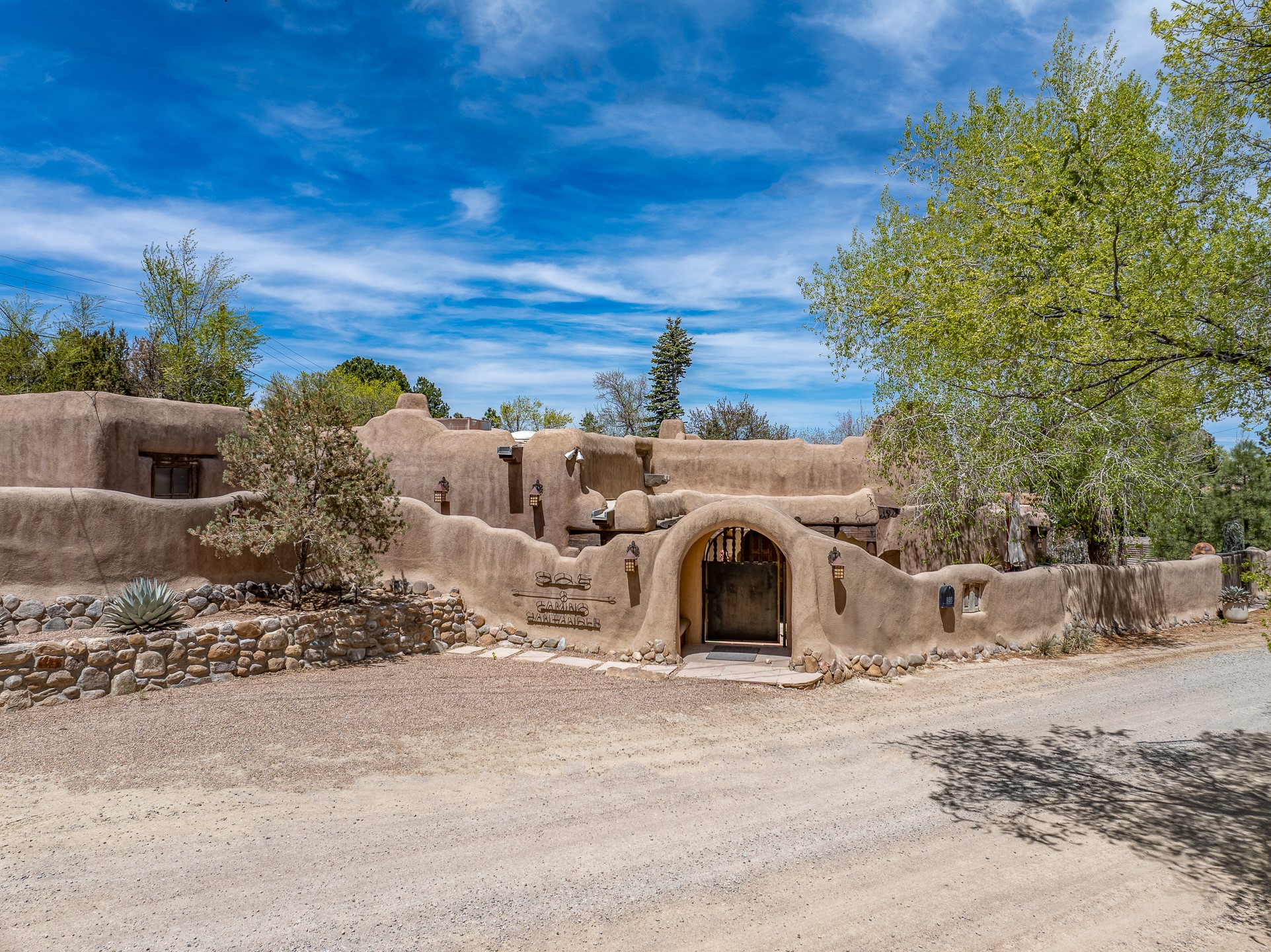 905 Camino Santander, Santa Fe, New Mexico image 43