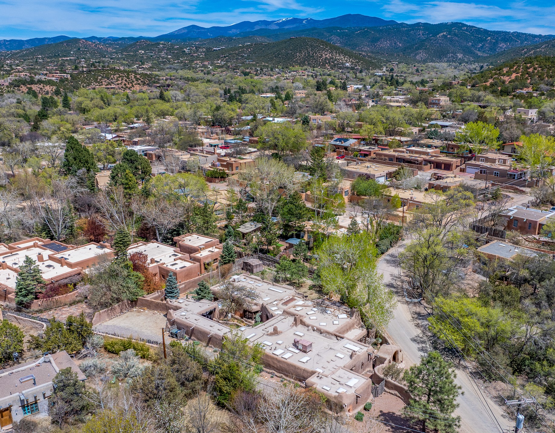 905 Camino Santander, Santa Fe, New Mexico image 48