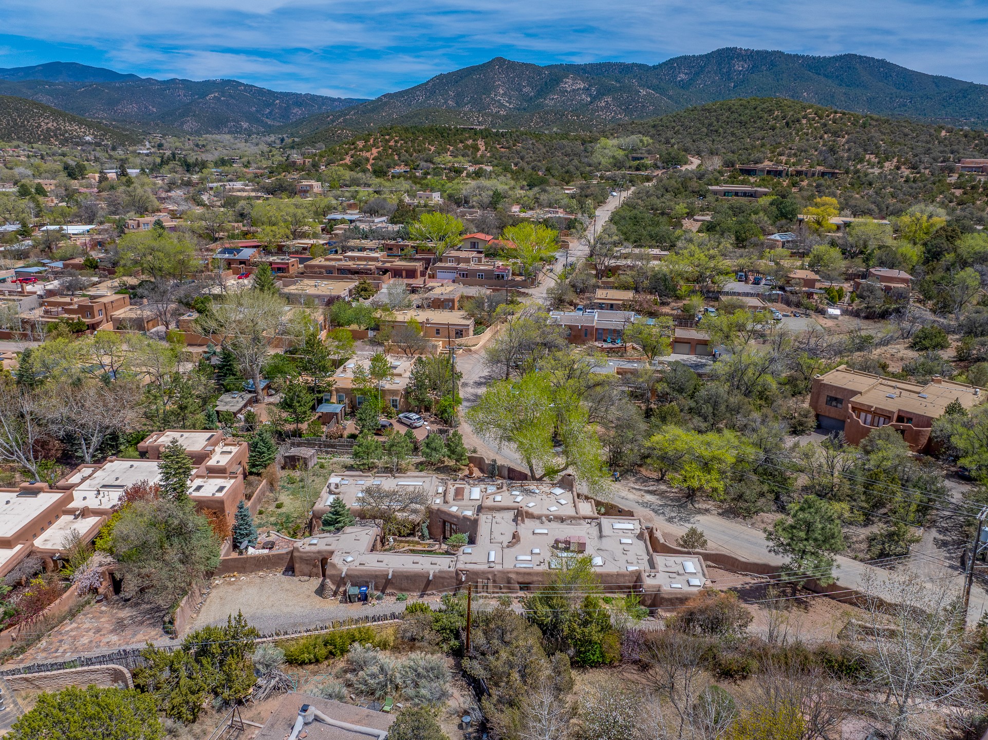 905 Camino Santander, Santa Fe, New Mexico image 47