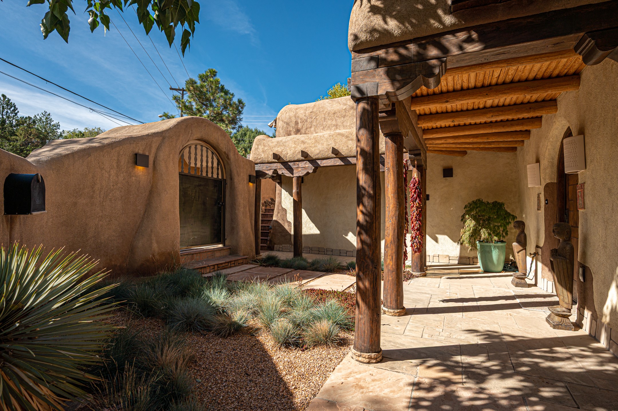 905 Camino Santander, Santa Fe, New Mexico image 3