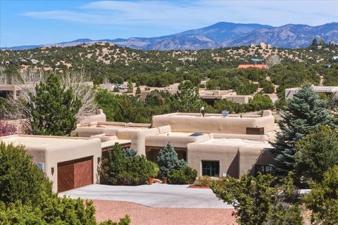 Townhouse For Sale - 4 Plano Arbolito<br/> Santa Fe County, Santa Fe, NM 87506