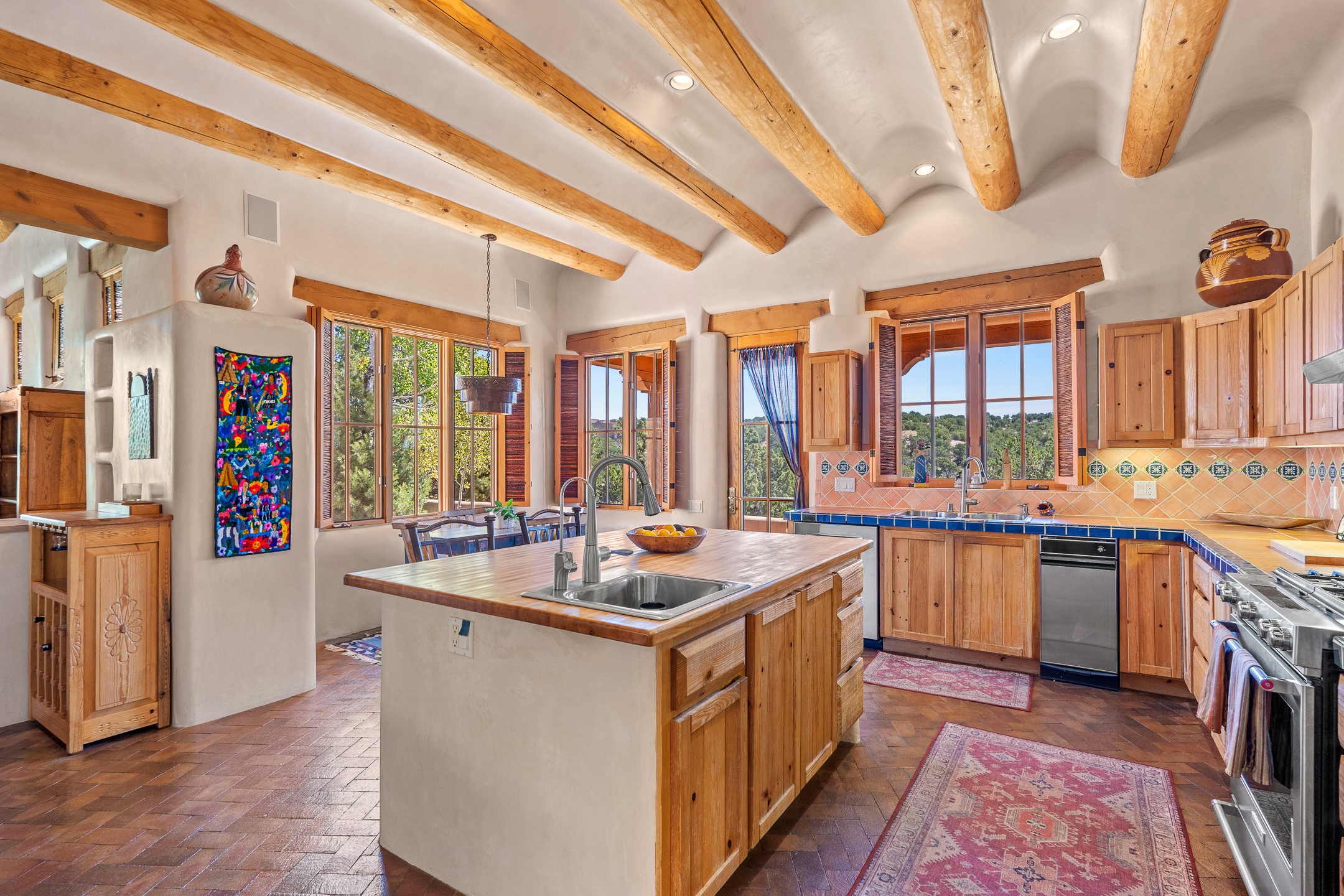 Santa Fe, New Mexico 87506, United States, 3 Bedrooms Bedrooms, ,2 BathroomsBathrooms,Residential,Active,216184