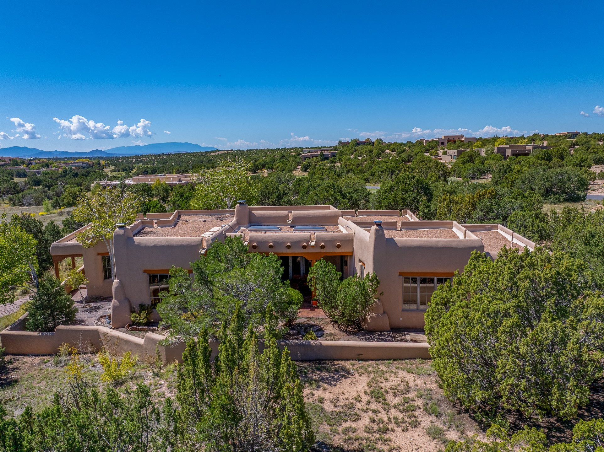 Santa Fe, New Mexico 87506, United States, 3 Bedrooms Bedrooms, ,2 BathroomsBathrooms,Residential,Active,216184