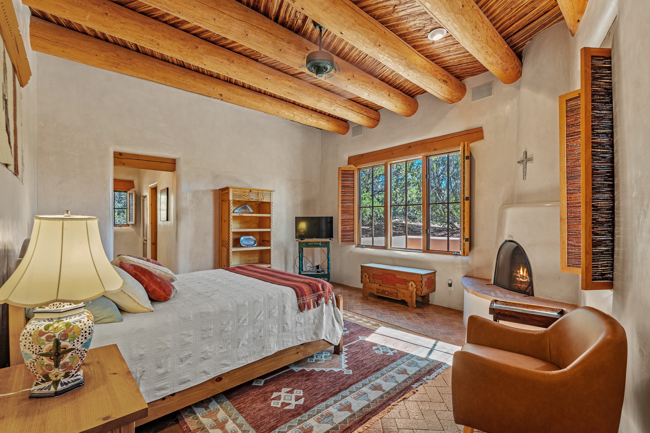 Santa Fe, New Mexico 87506, United States, 3 Bedrooms Bedrooms, ,2 BathroomsBathrooms,Residential,Active,216184