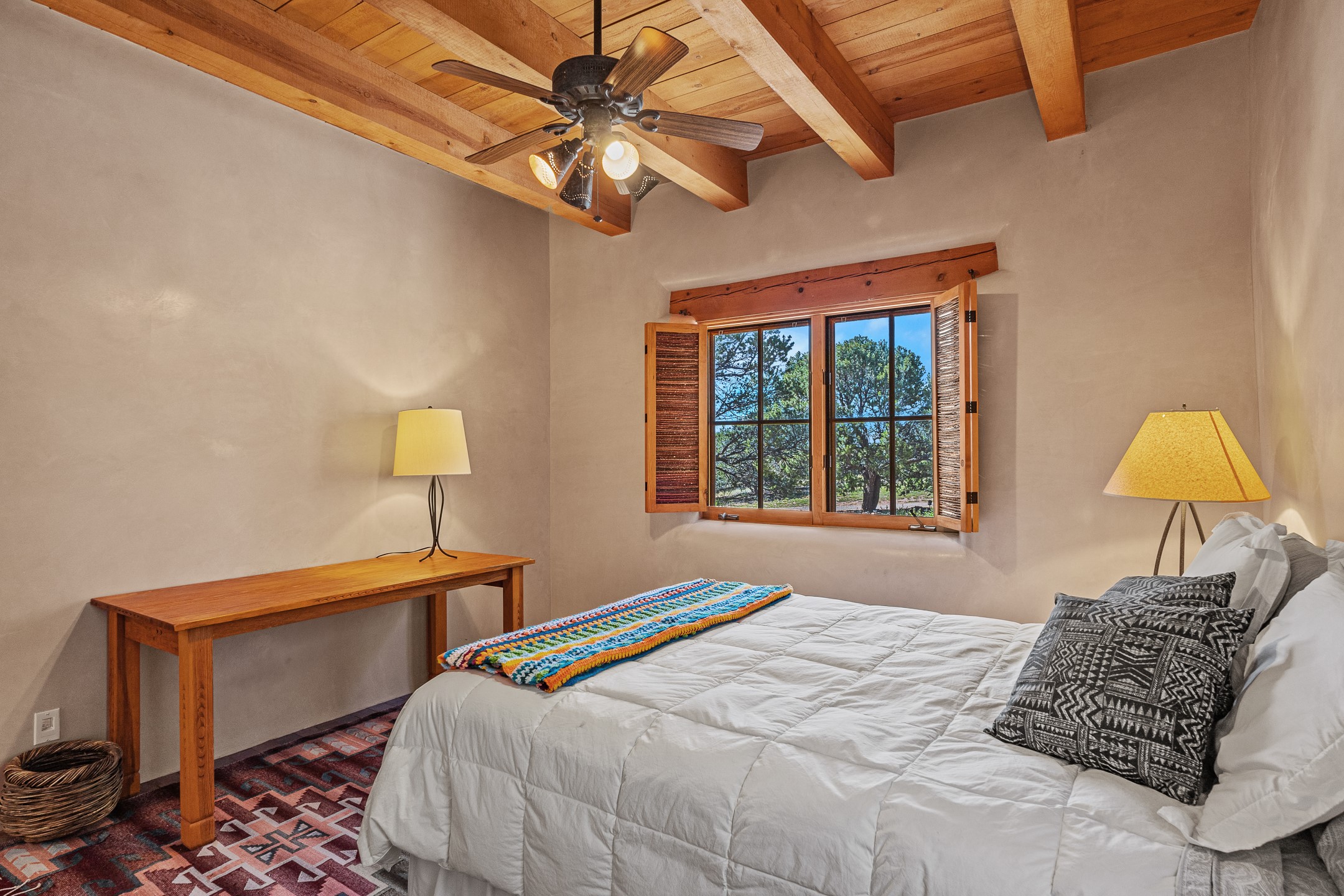 Santa Fe, New Mexico 87506, United States, 3 Bedrooms Bedrooms, ,2 BathroomsBathrooms,Residential,Active,216184