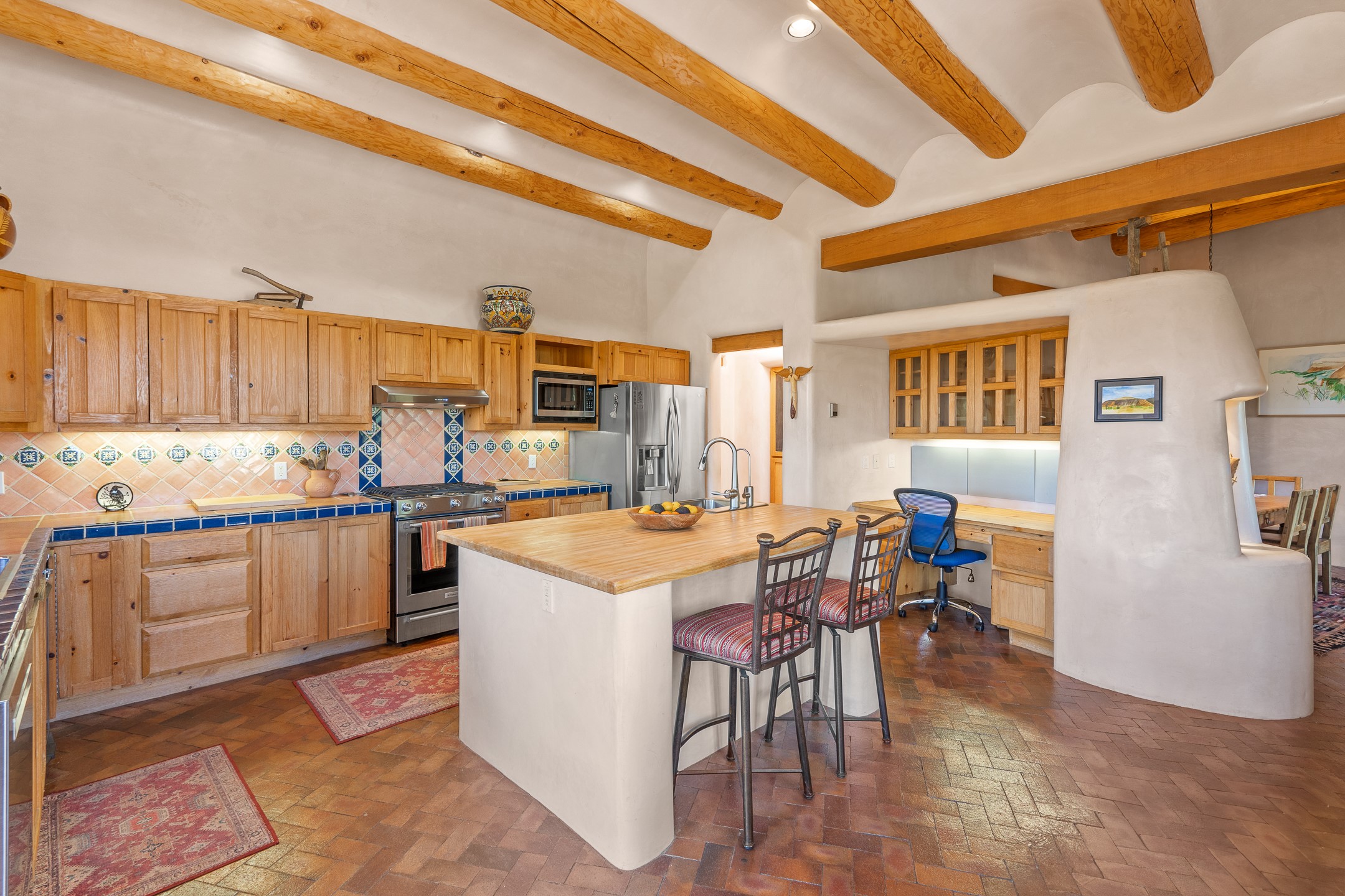 Santa Fe, New Mexico 87506, United States, 3 Bedrooms Bedrooms, ,2 BathroomsBathrooms,Residential,Active,216184