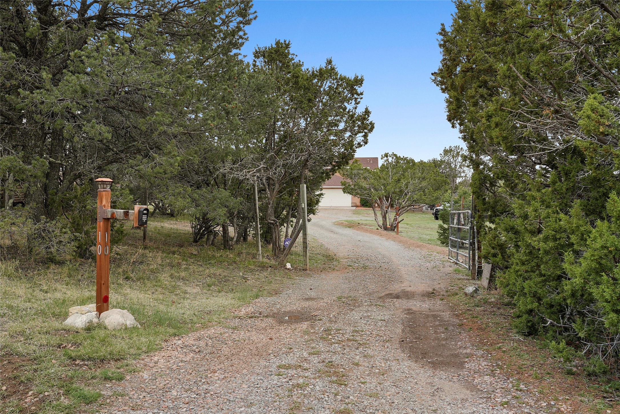10 Anne Court, Tijeras, New Mexico image 3