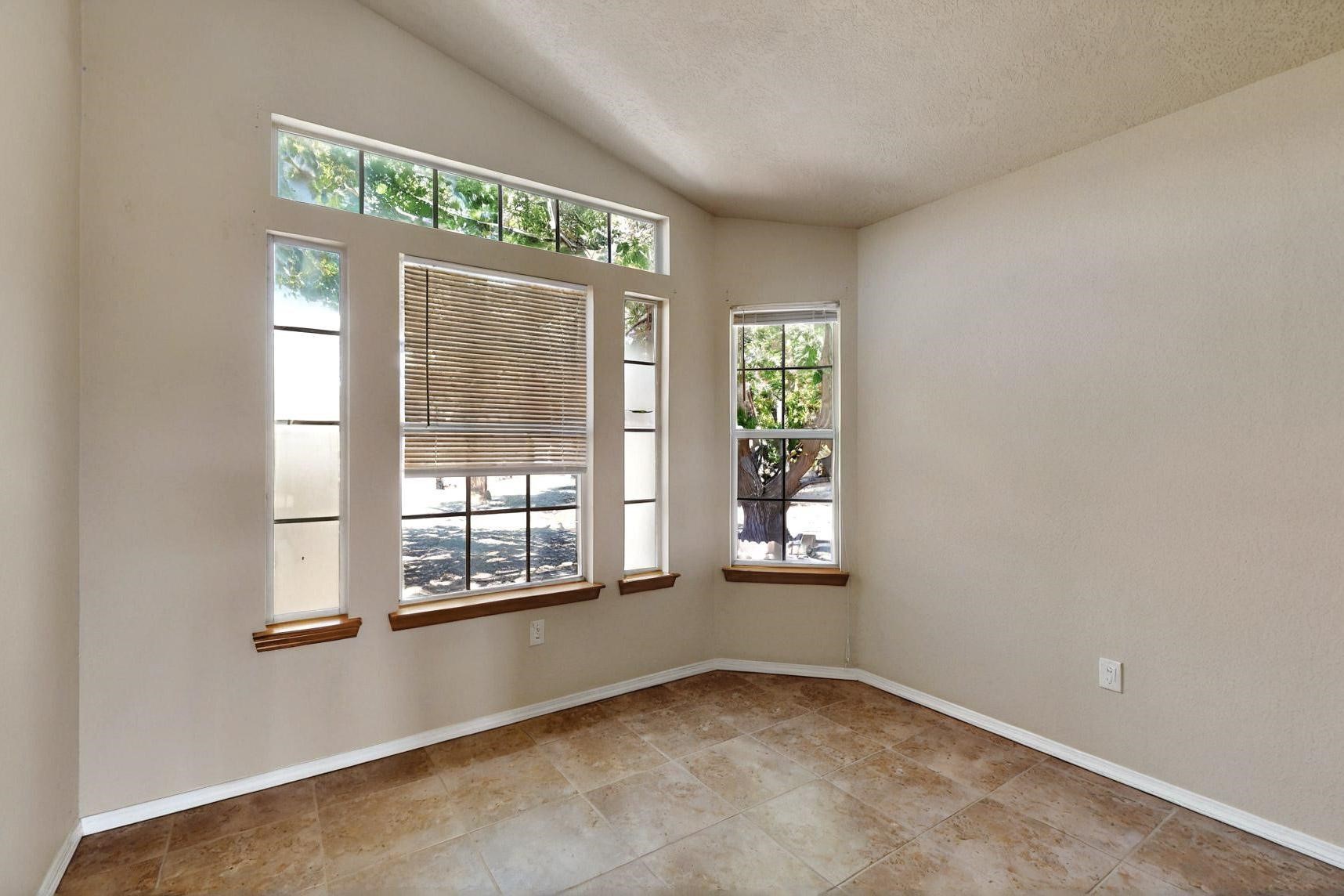 1 Ash Place, Los Lunas, New Mexico image 15