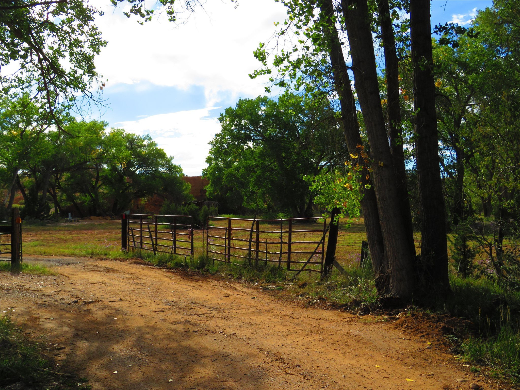 11 Camino Juandell, Chimayo, New Mexico image 26