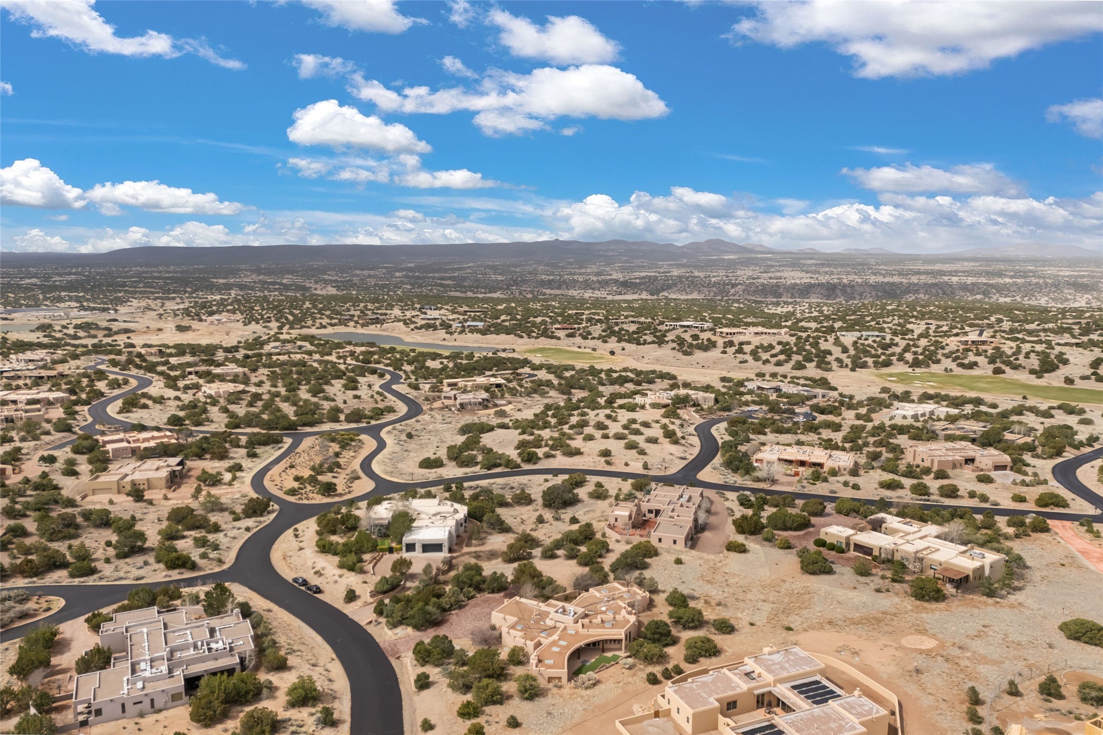 19 Via Pampa, Santa Fe, New Mexico image 48