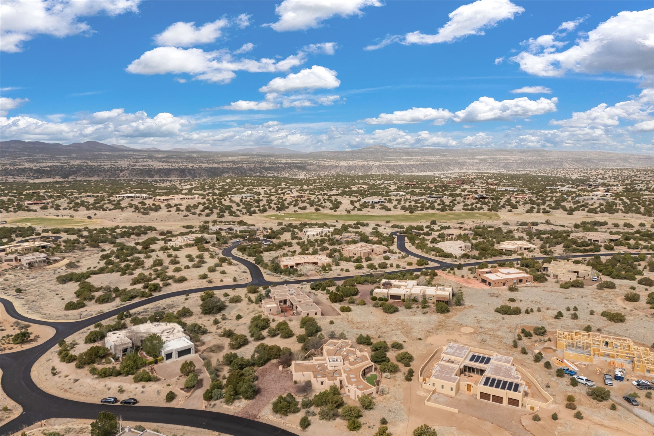 19 Via Pampa, Santa Fe, New Mexico image 49