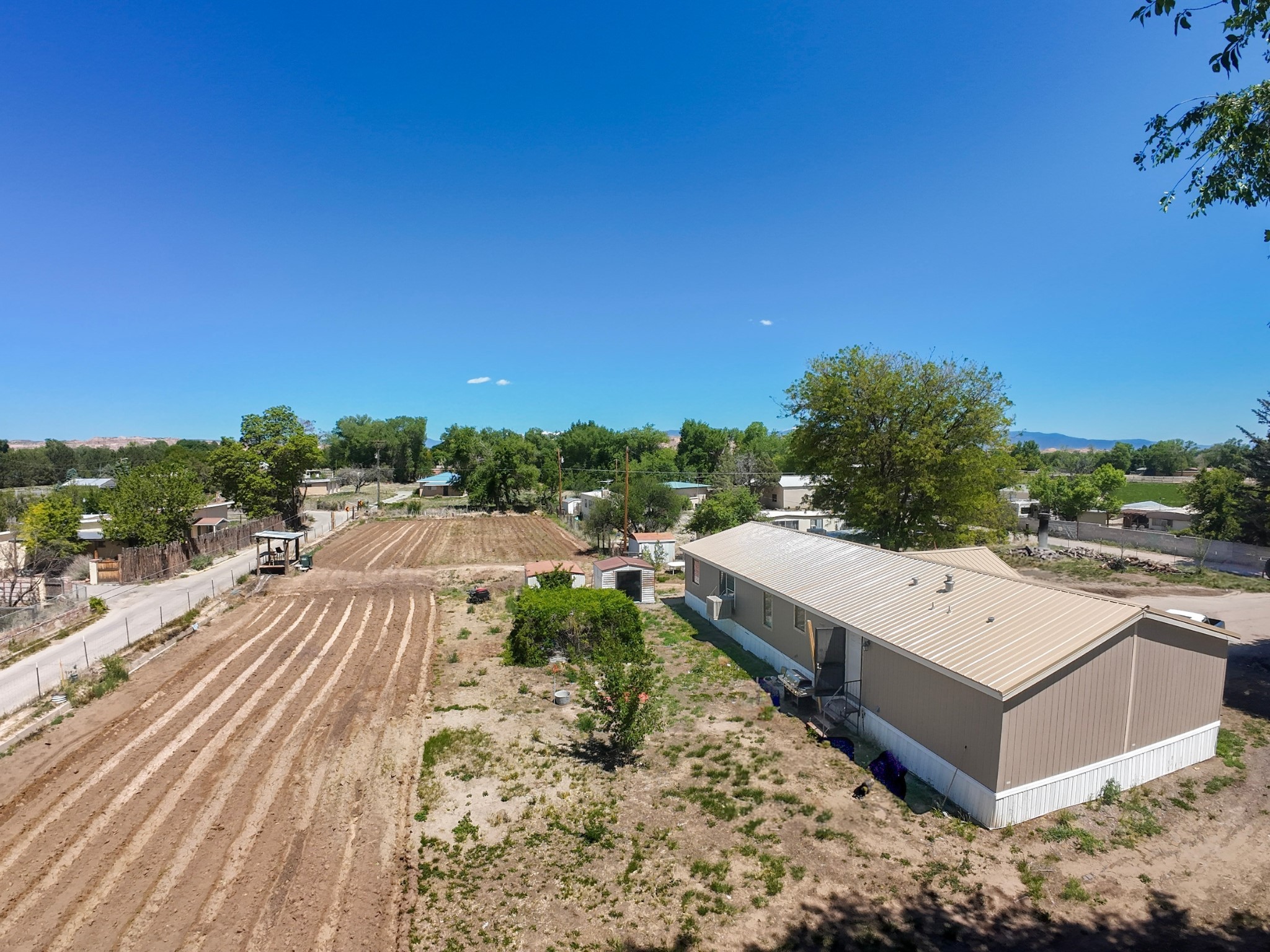 1023 Calle Flores, Espanola, New Mexico image 1