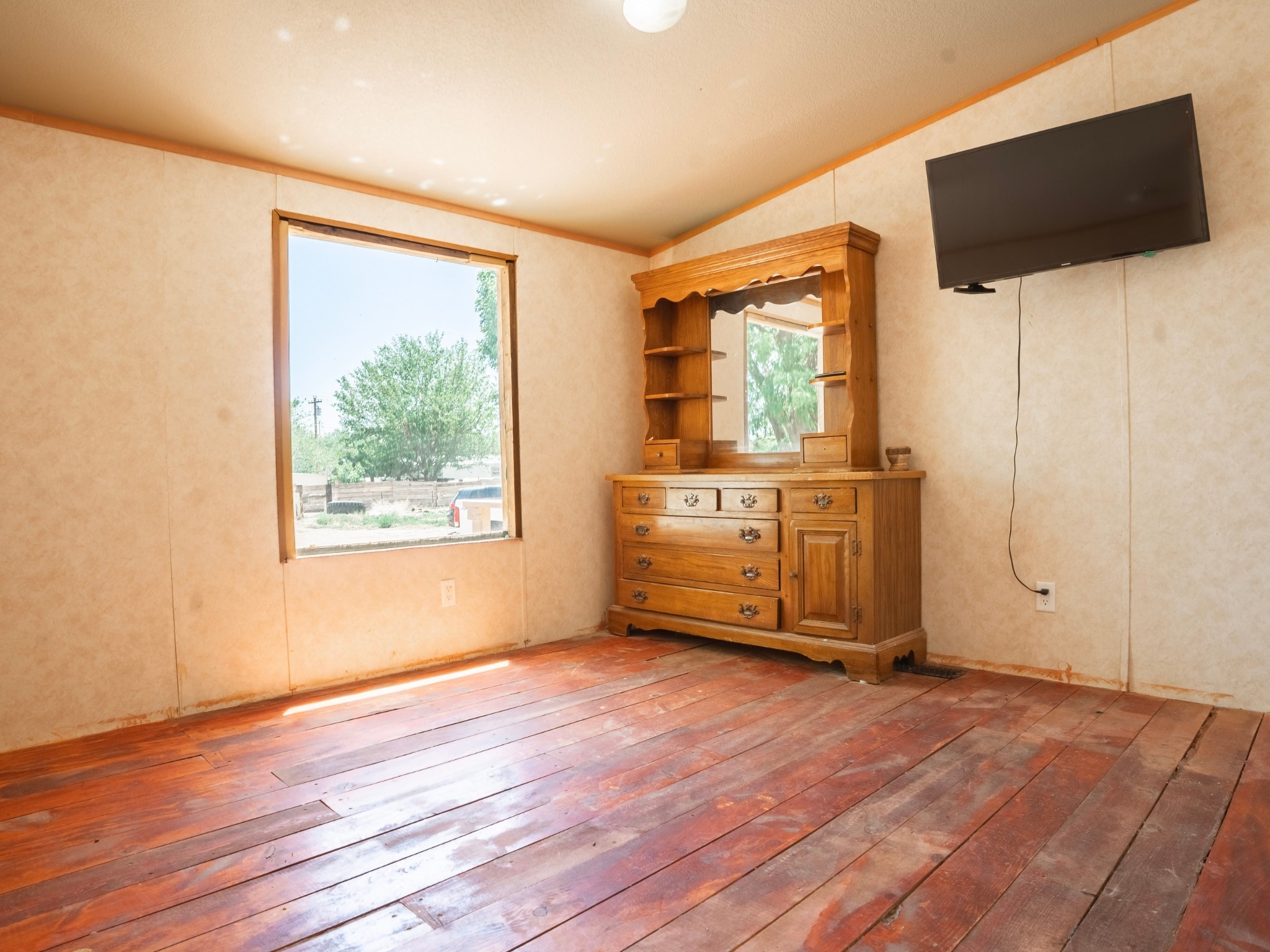 1023 Calle Flores, Espanola, New Mexico image 15