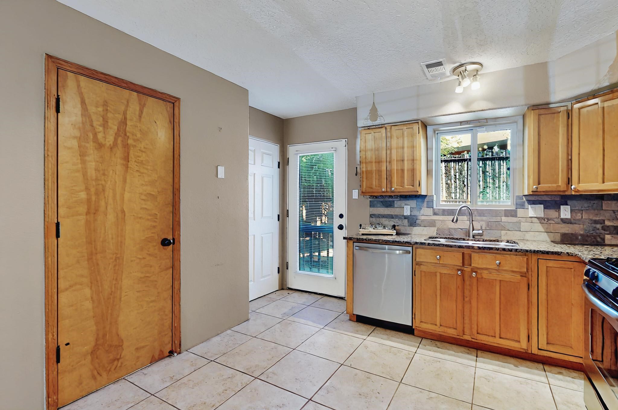 1537 Avenida De Las Americas, Santa Fe, New Mexico image 15