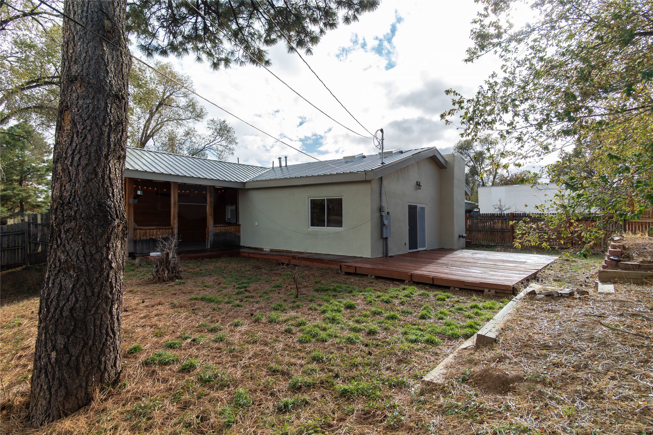 818 43rd St #B, Los Alamos, New Mexico image 25