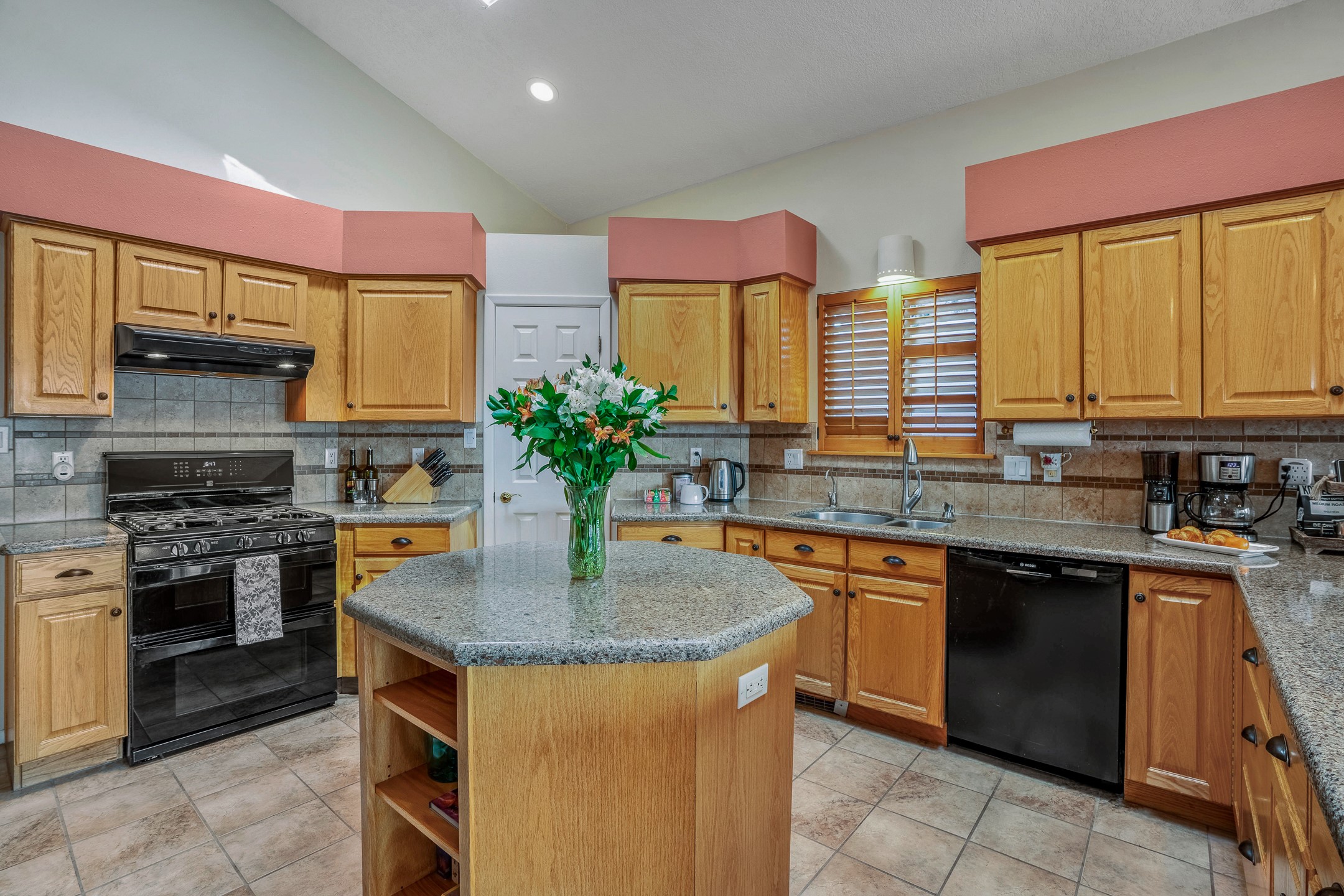 831 Scott Way, Los Alamos, New Mexico image 36