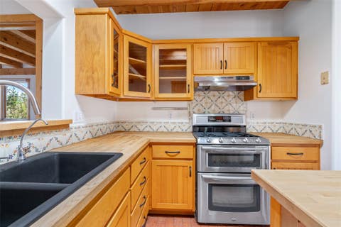 Tiny photo for 11 Cuesta Lane, Santa Fe, NM 87508 (MLS # 202603284)