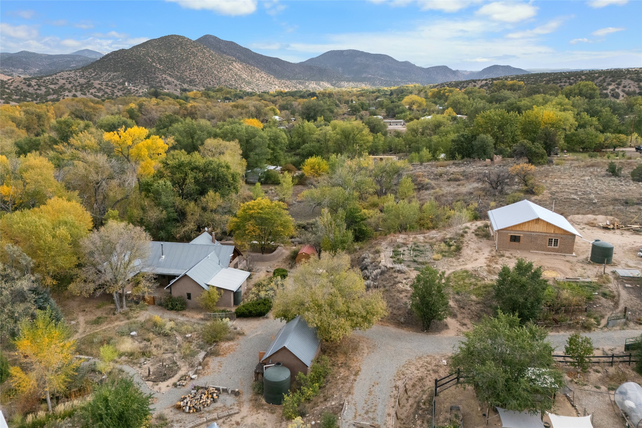 280A State Hwy 75, Dixon, New Mexico image 32