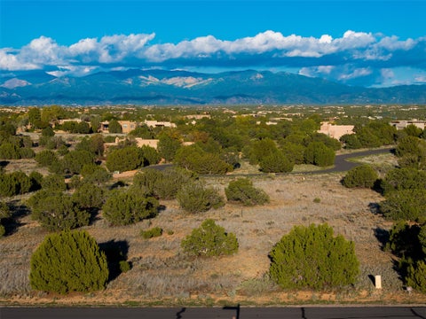 Vacant Land For Sale - 11 Lookout Lane<br/> Santa Fe, NM 87506