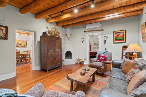 Homes For Sale - 556 1/2 Garcia St<br/> Santa Fe County, Santa Fe, NM 87505