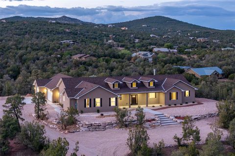 Homes For Sale - 26 Jordan Ct<br/> Sandia Park, NM 87047