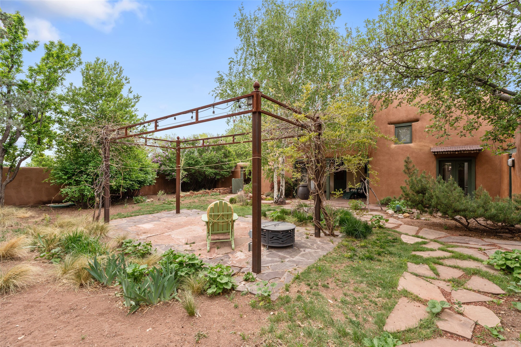 22 La Vega, Galisteo, New Mexico image 8