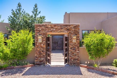 Homes For Sale - 4 W Golden Eagle Rd<br/> Santa Fe, NM 87506