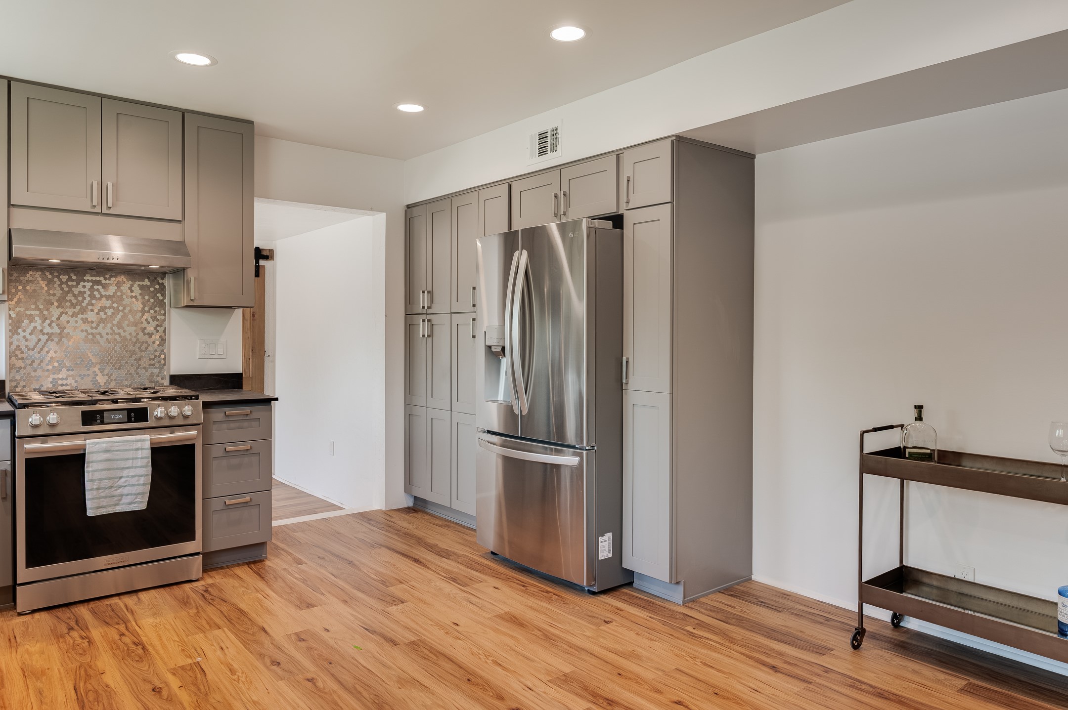 202 Alamo Drive, Santa Fe, New Mexico image 6