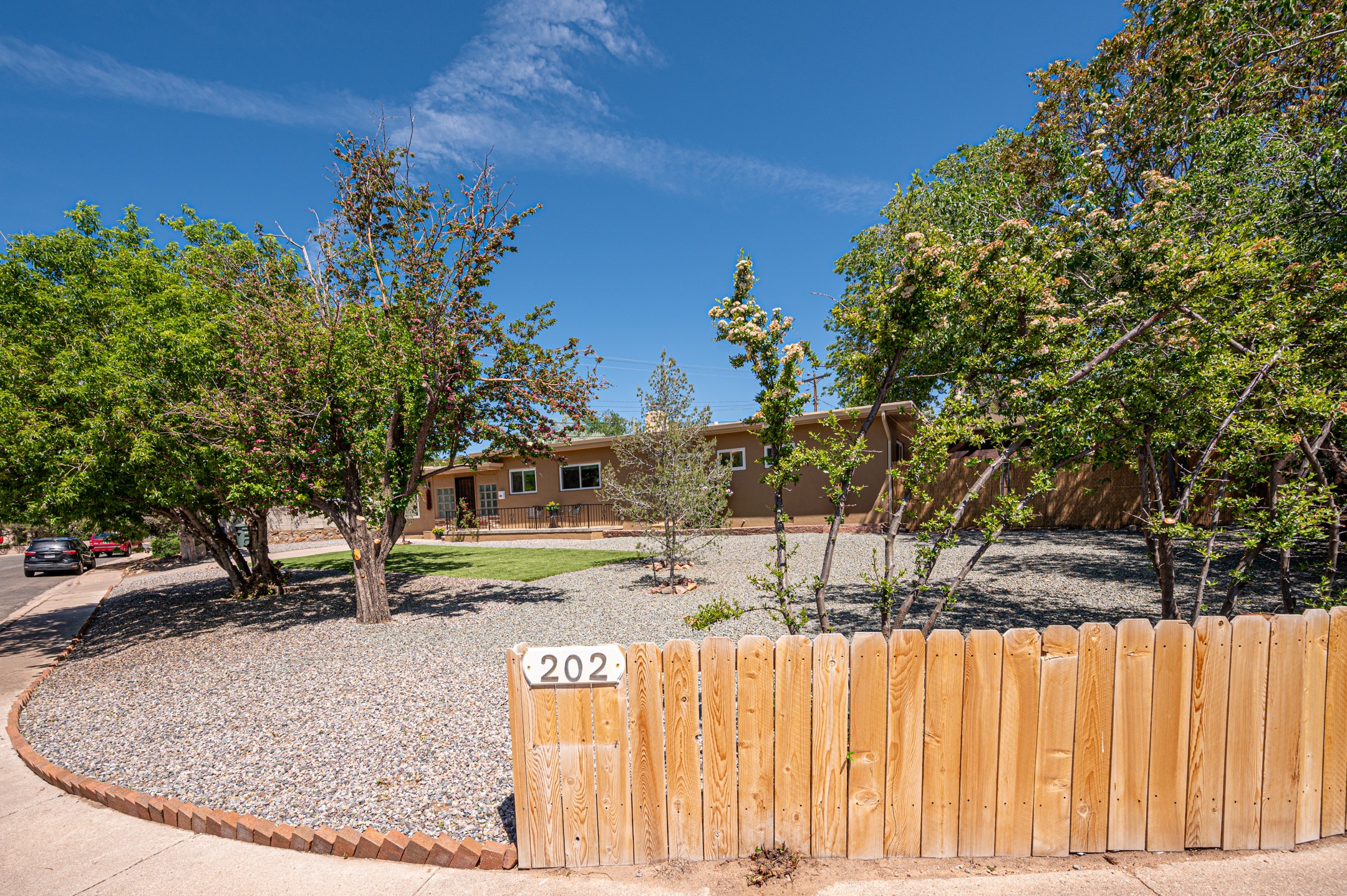202 Alamo Drive, Santa Fe, New Mexico image 3