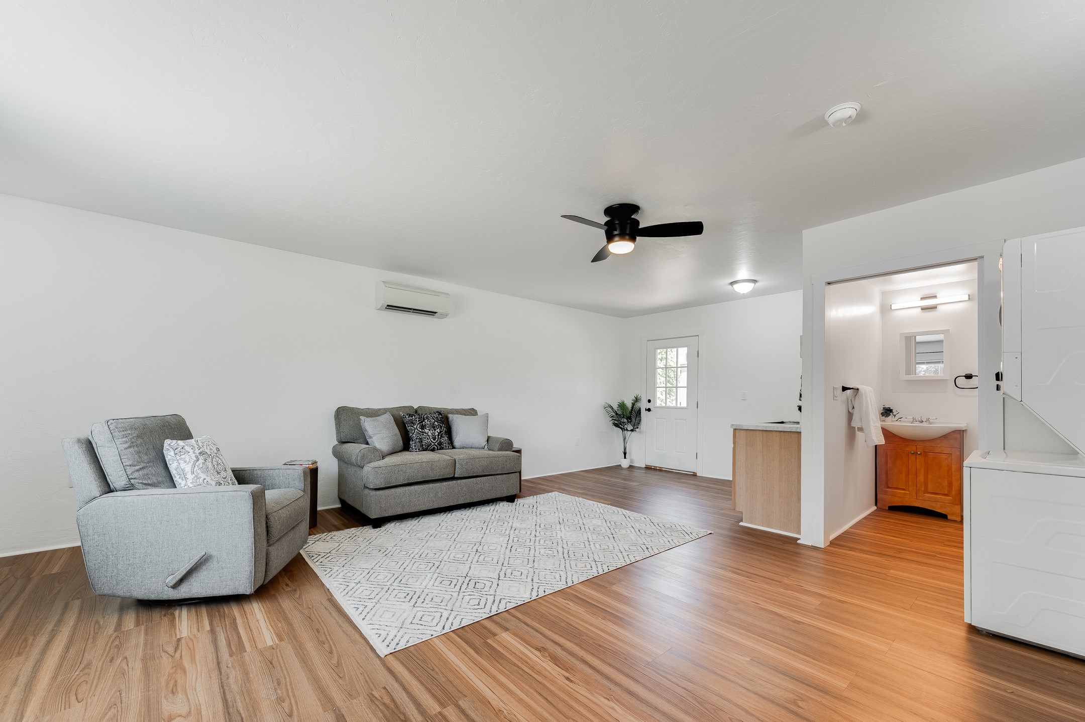 202 Alamo Drive, Santa Fe, New Mexico image 20