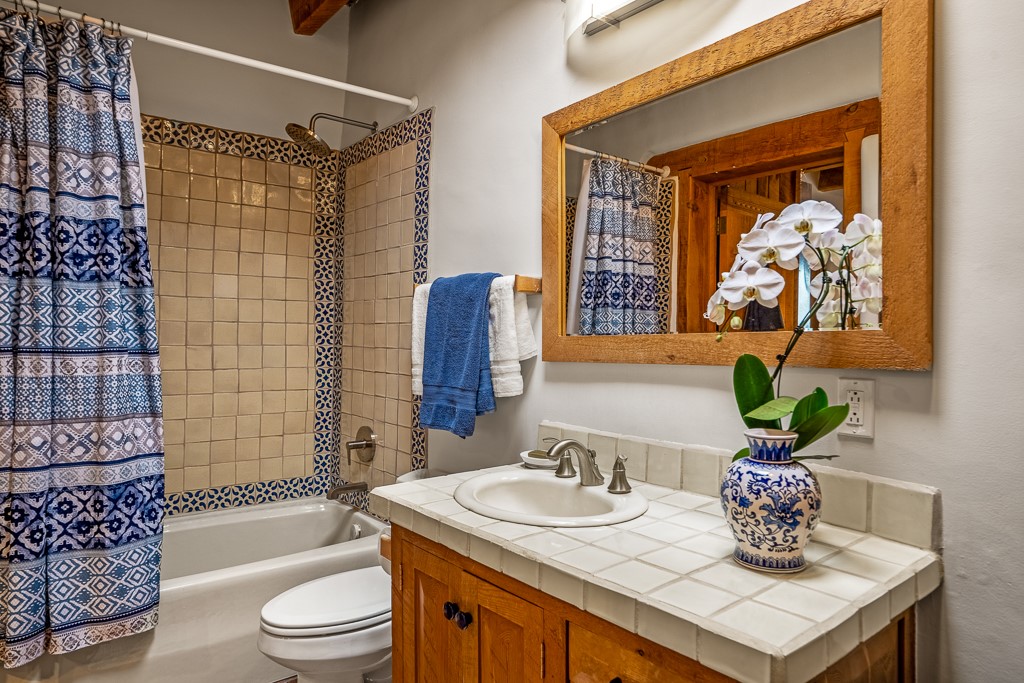 46 Laughing Horse Lane, Santa Fe, New Mexico image 39