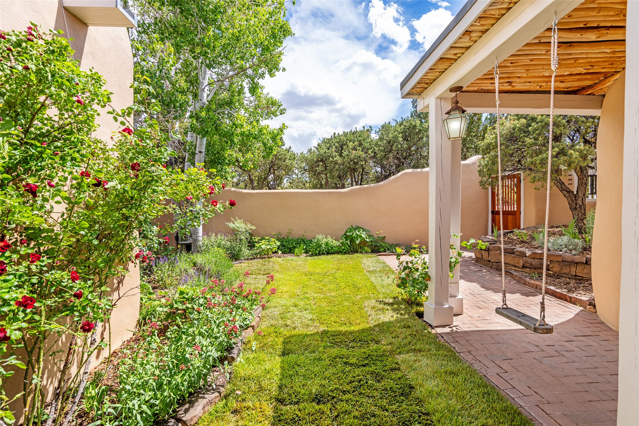 46 Laughing Horse Lane, Santa Fe, New Mexico image 45