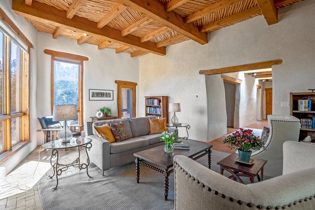 46 Laughing Horse Lane, Santa Fe, New Mexico image 14