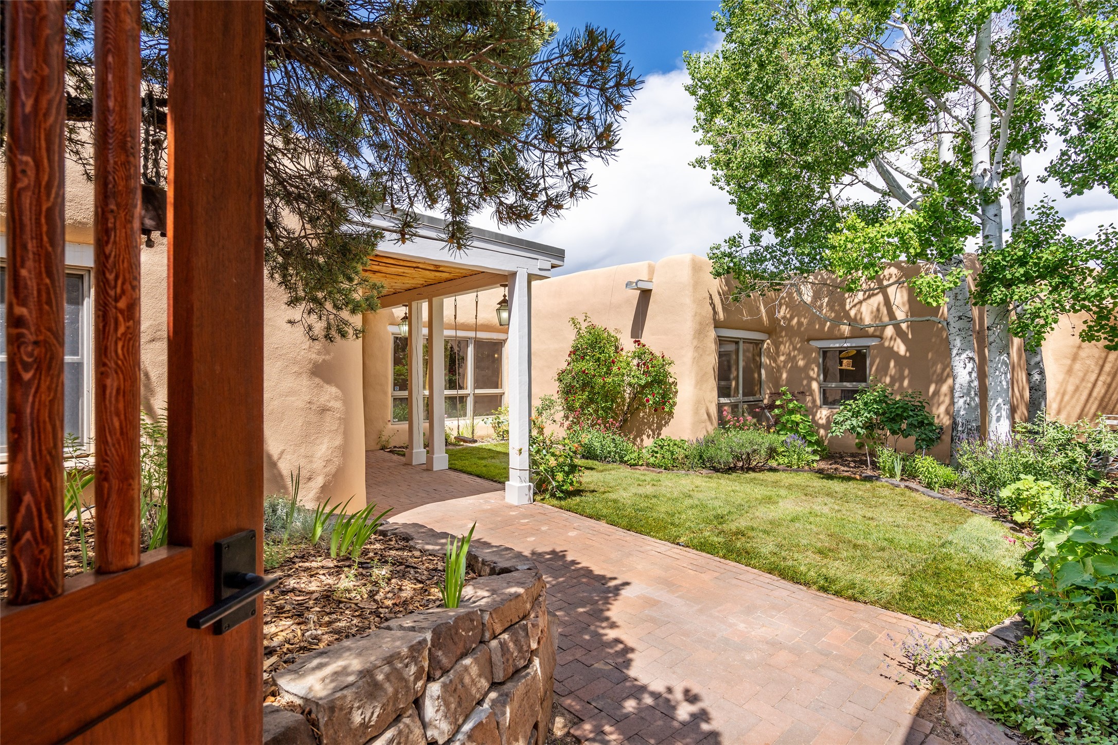 46 Laughing Horse Lane, Santa Fe, New Mexico image 3