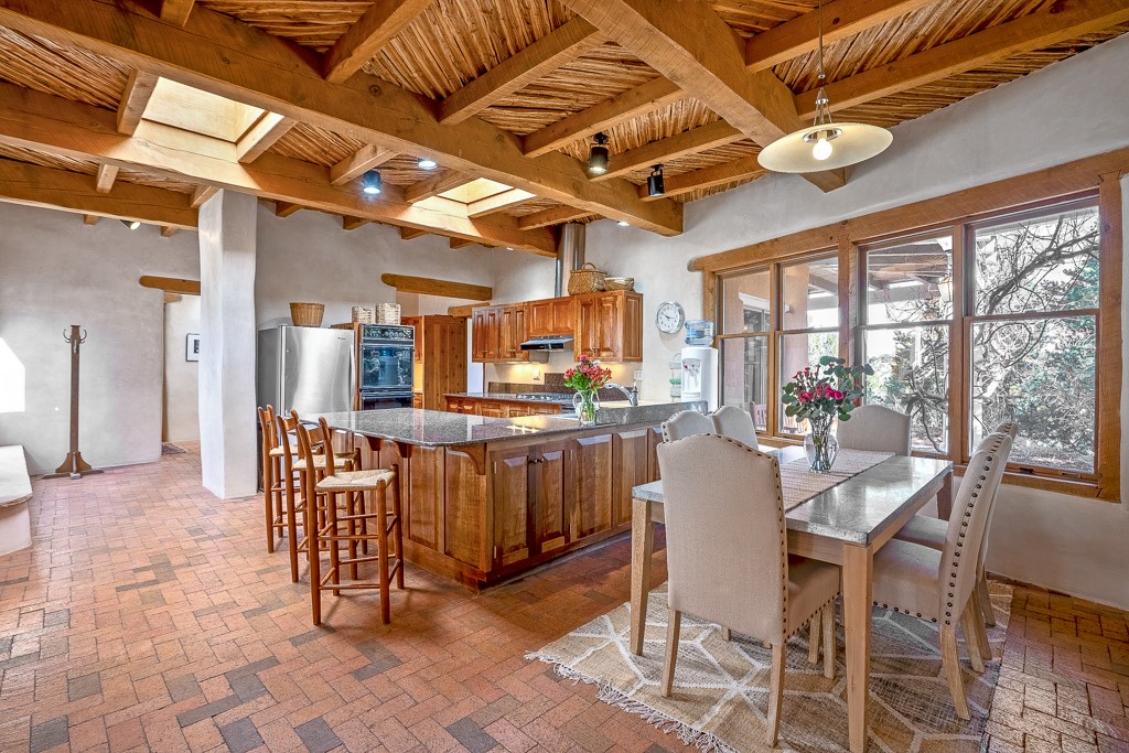 46 Laughing Horse Lane, Santa Fe, New Mexico image 13