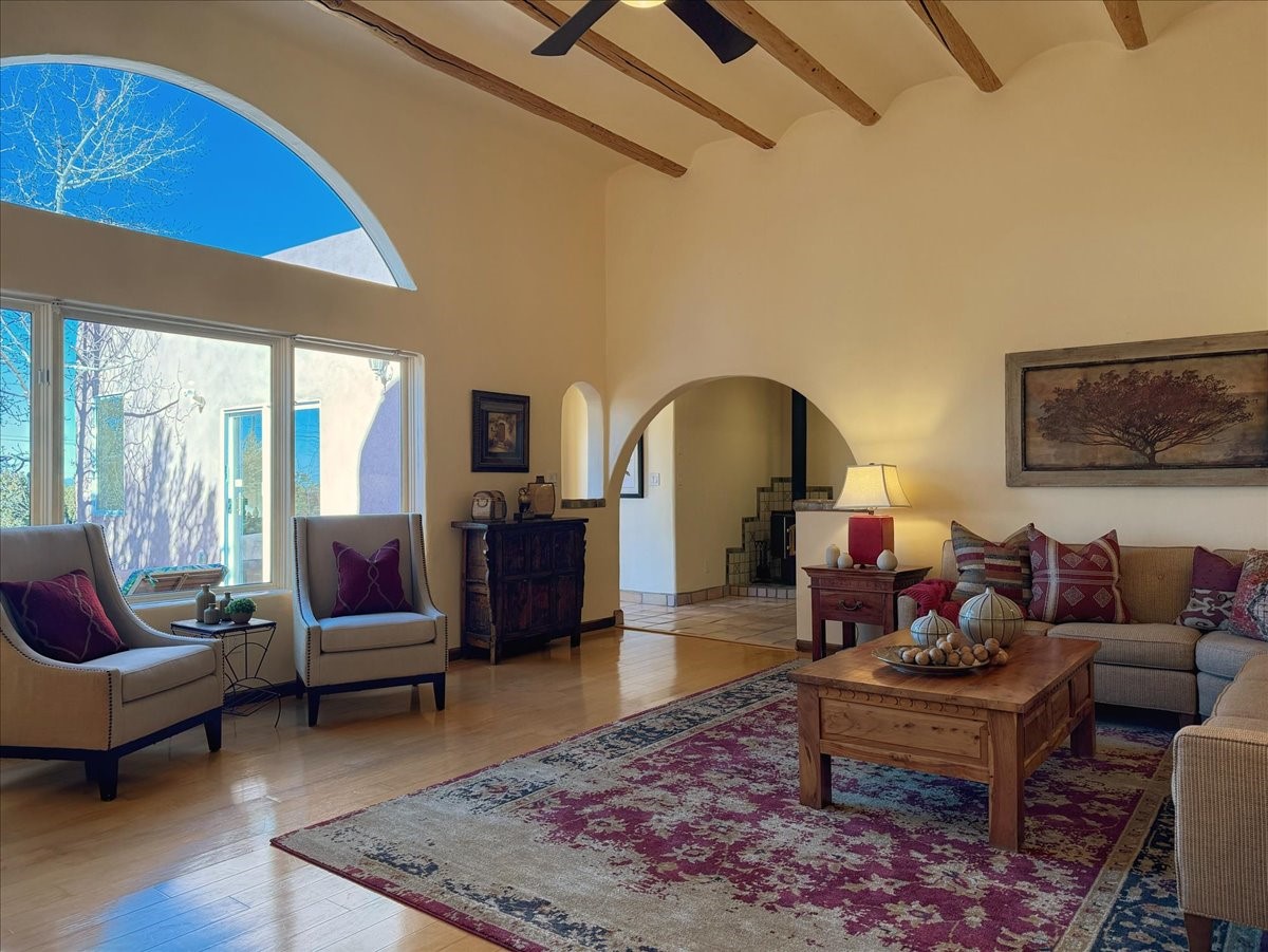 83 Calimo Circle, Santa Fe, New Mexico image 4