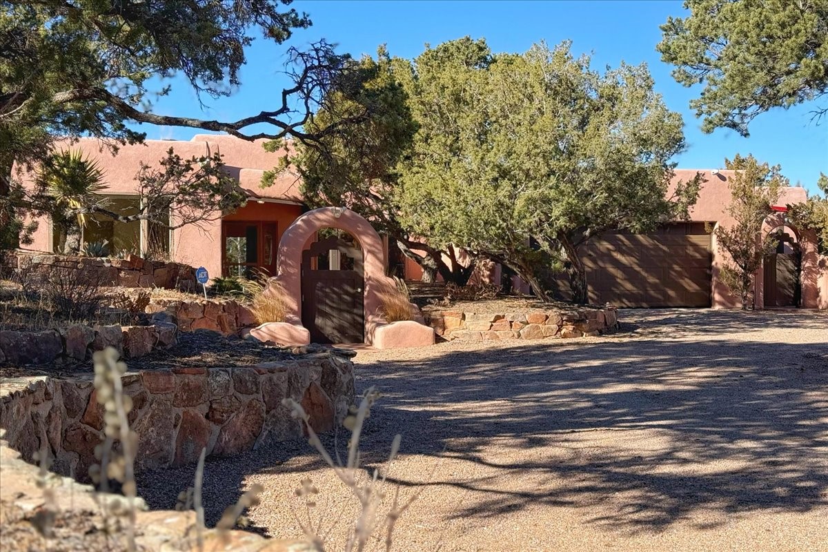 83 Calimo Circle, Santa Fe, New Mexico image 6