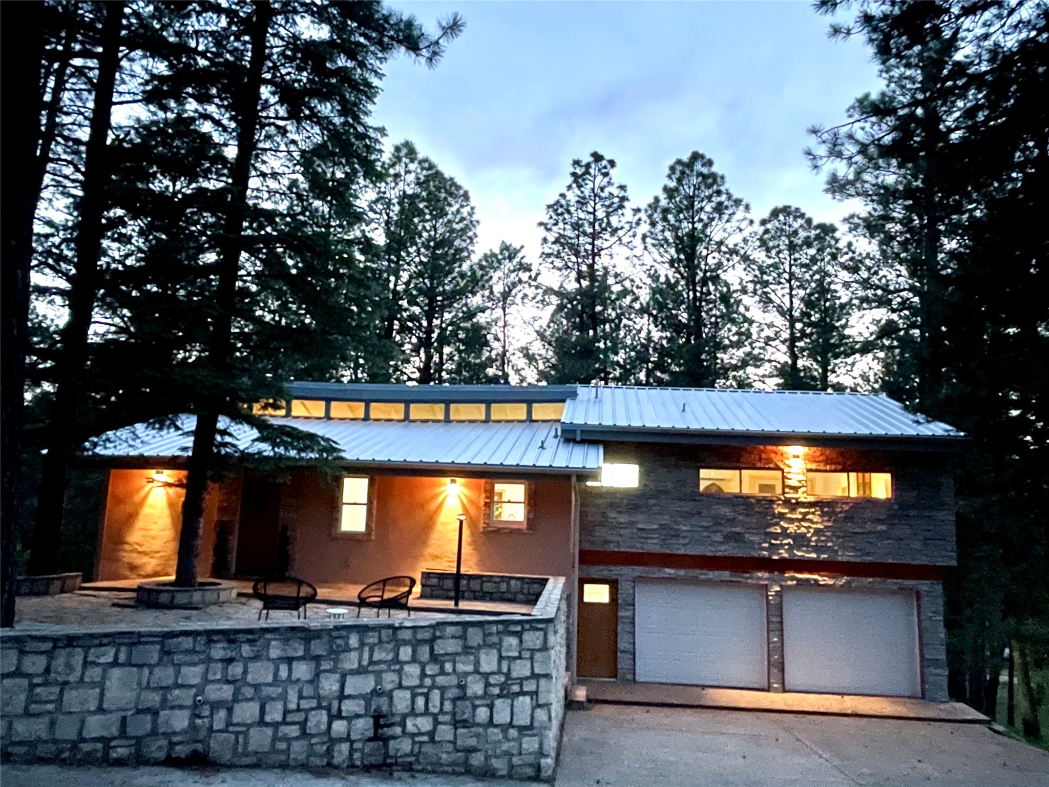 42 Alta Vista Vis, Rociada, New Mexico image 1