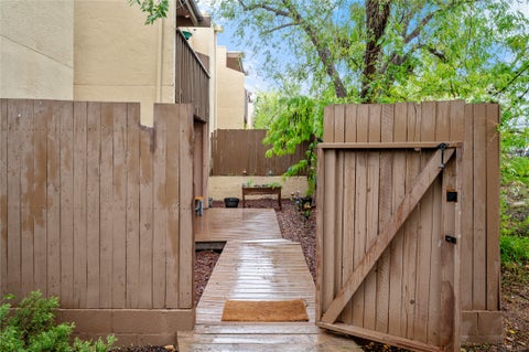 Condo For Sale - 157 Calle Ojo Feliz #D<br/> Santa Fe, NM 87505