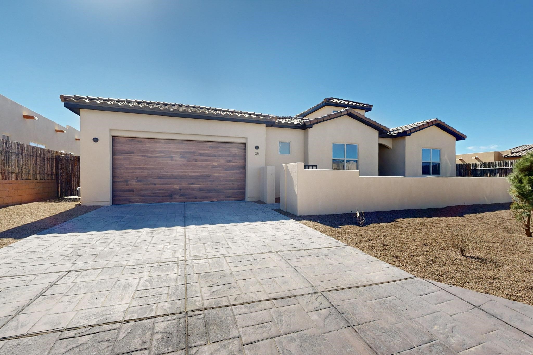 28 La Pradera, Santa Fe, New Mexico image 2