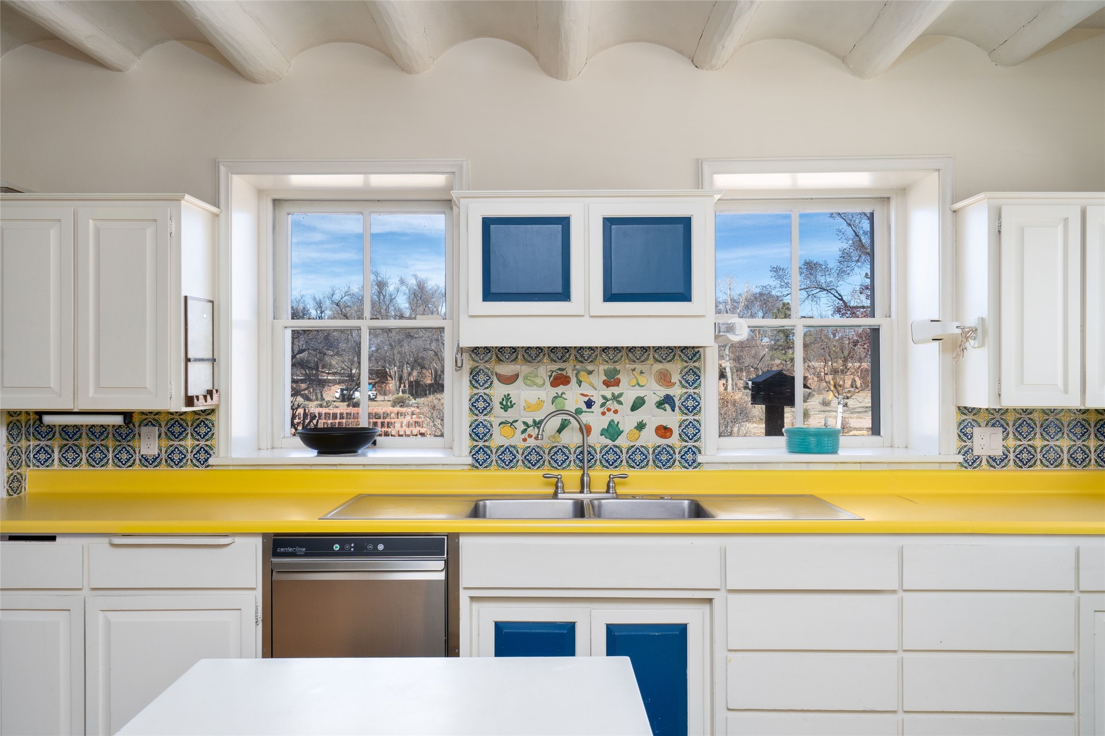 614 Acequia Madre, Santa Fe, New Mexico image 14