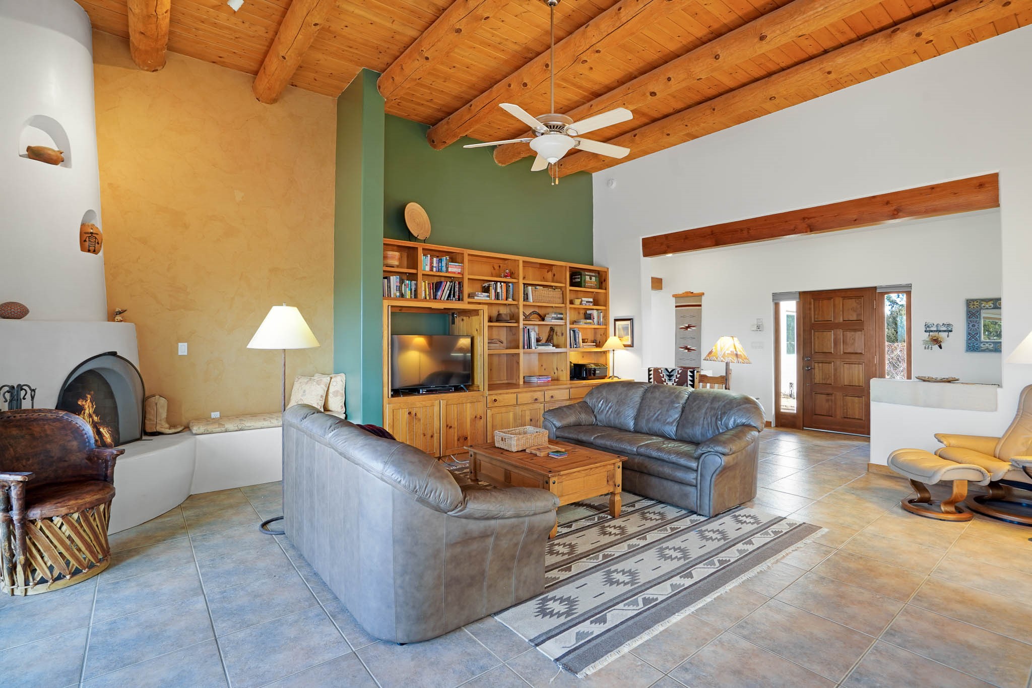 122 La Paz Loop, Santa Fe, New Mexico image 1