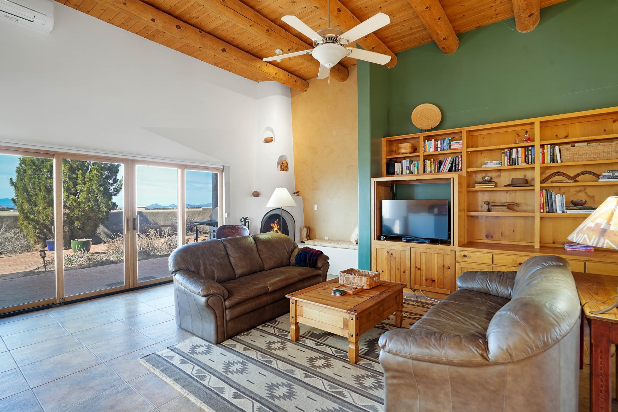 122 La Paz Loop, Santa Fe, New Mexico image 2